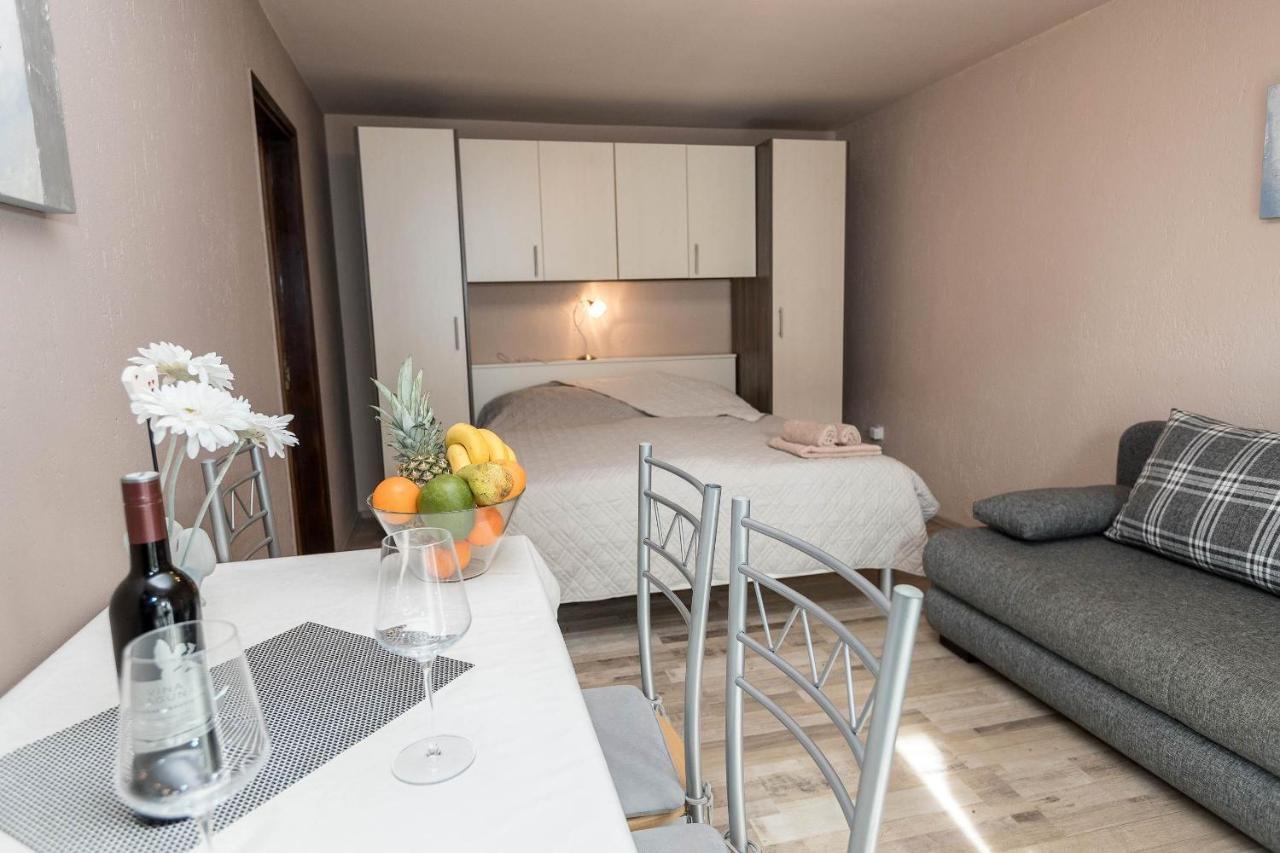 Apartments Karmen 1 Crikvenica Zewnętrze zdjęcie